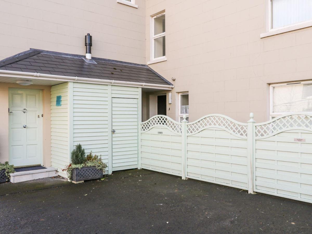 Apartamento Sea Breeze Ballycastle Exterior foto